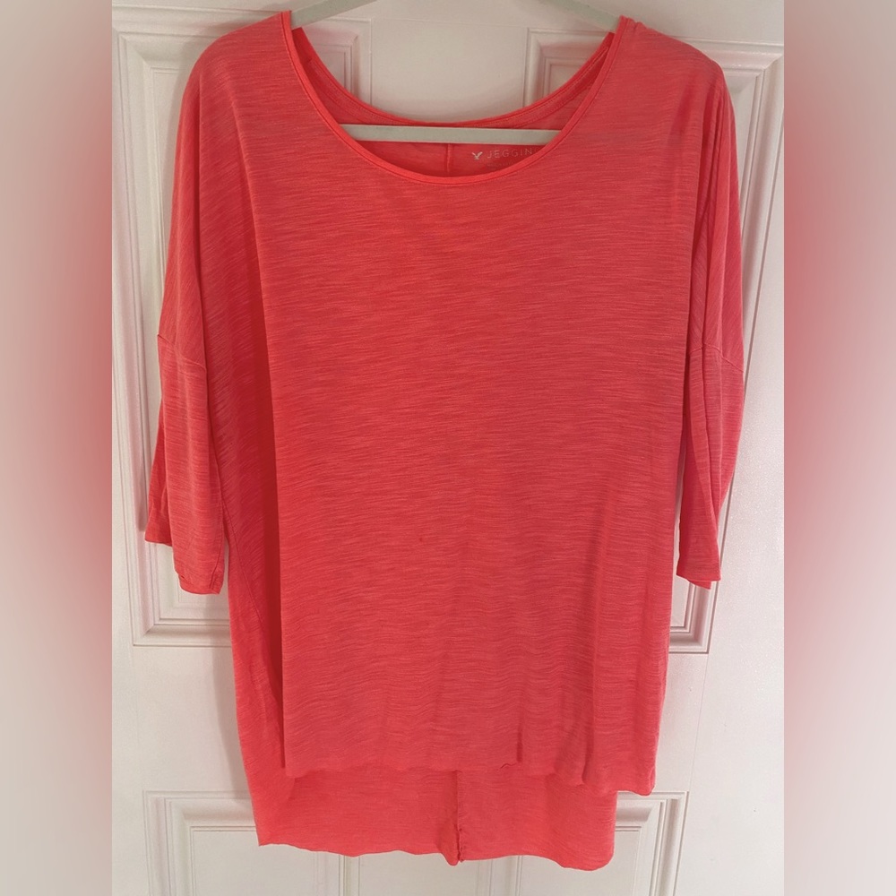 Beautiful coral 3/4 sleeve soft top